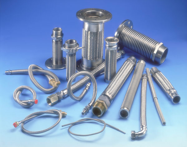 Flexible stainless metallic hoses